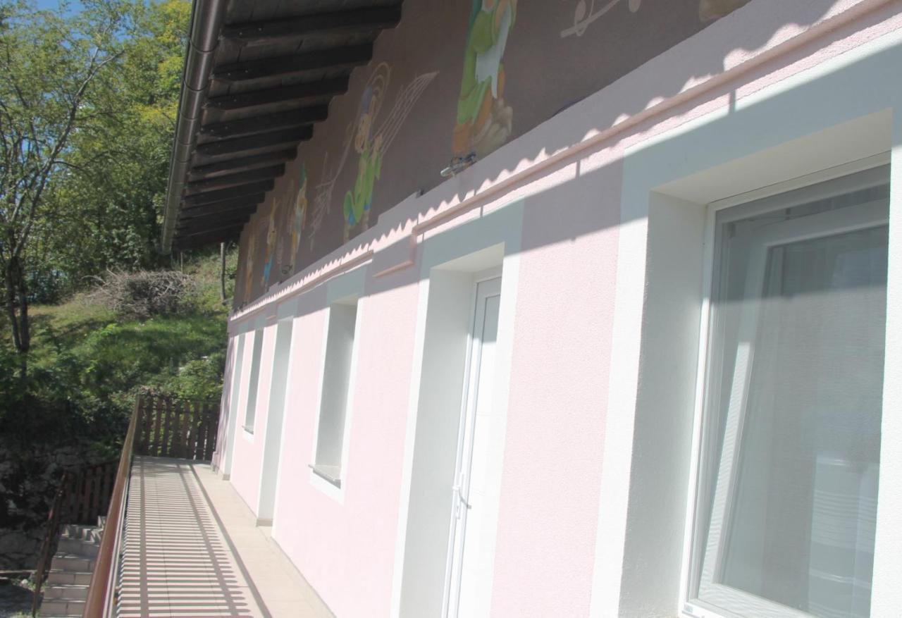 Mike'S Rooms Kobarid Ngoại thất bức ảnh